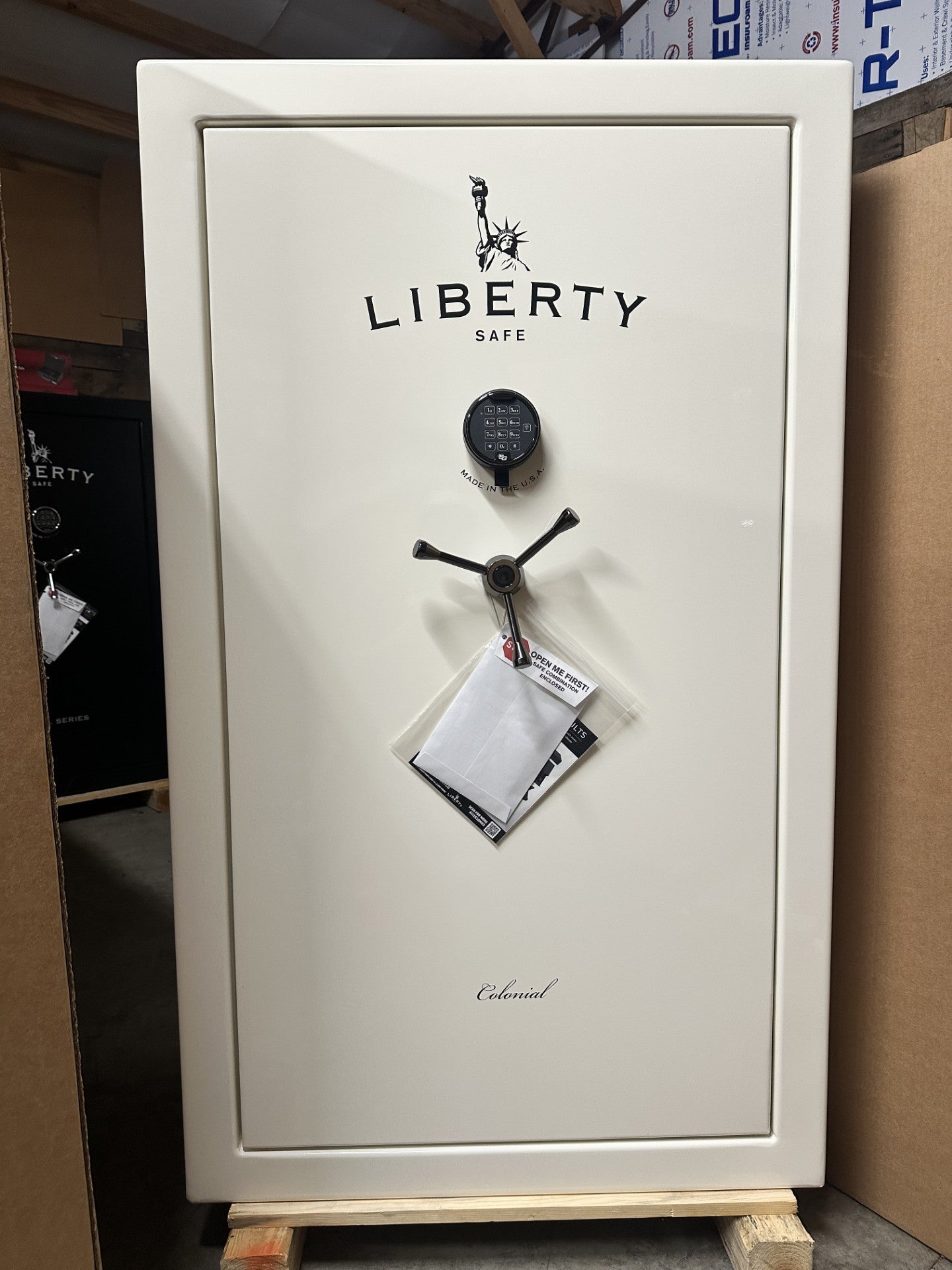 Liberty Colonial 30 Gun safe| gloss white, Black chrome, Elock
