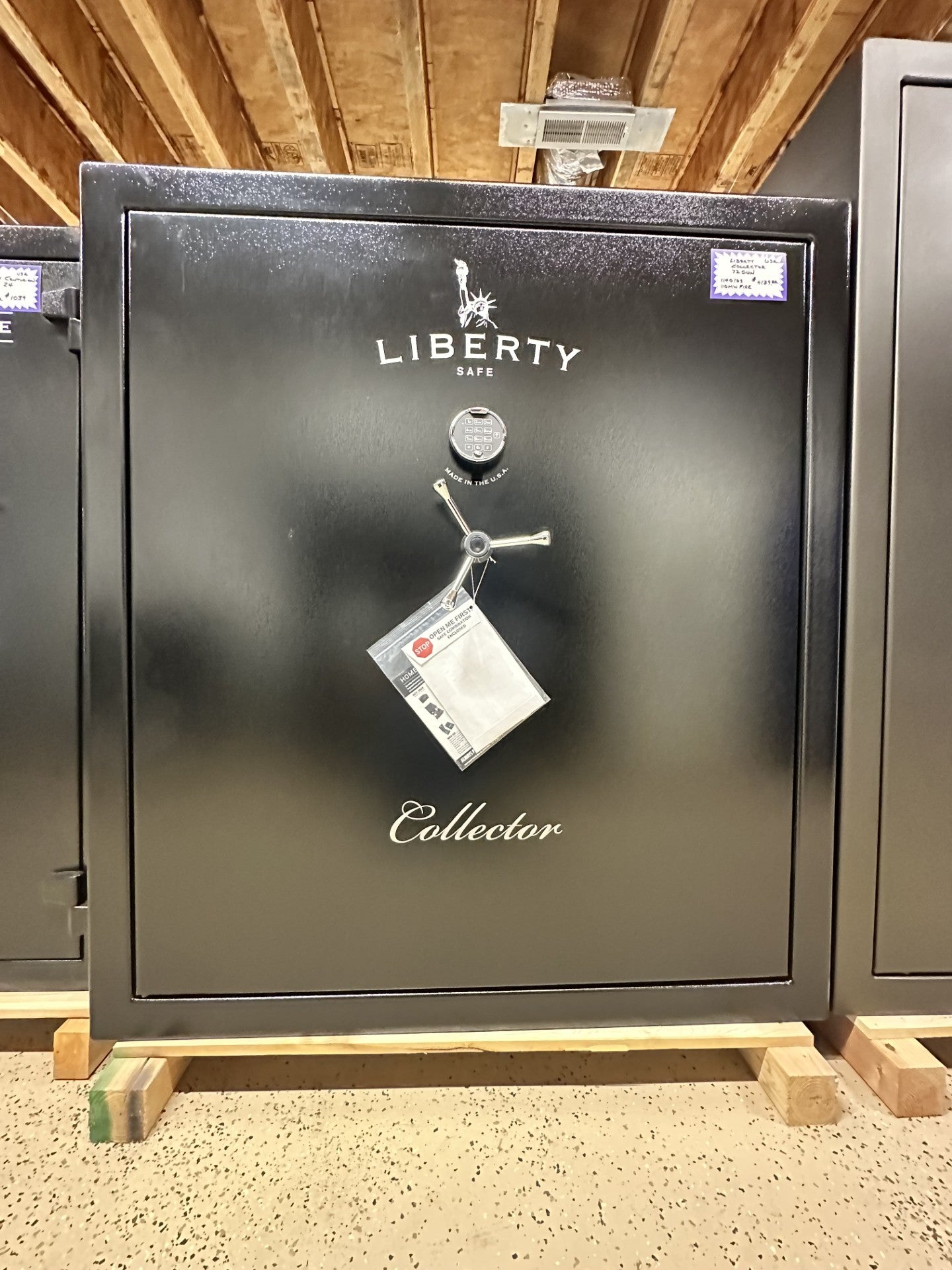Liberty Collector Series Gun Safe | Black, Elock