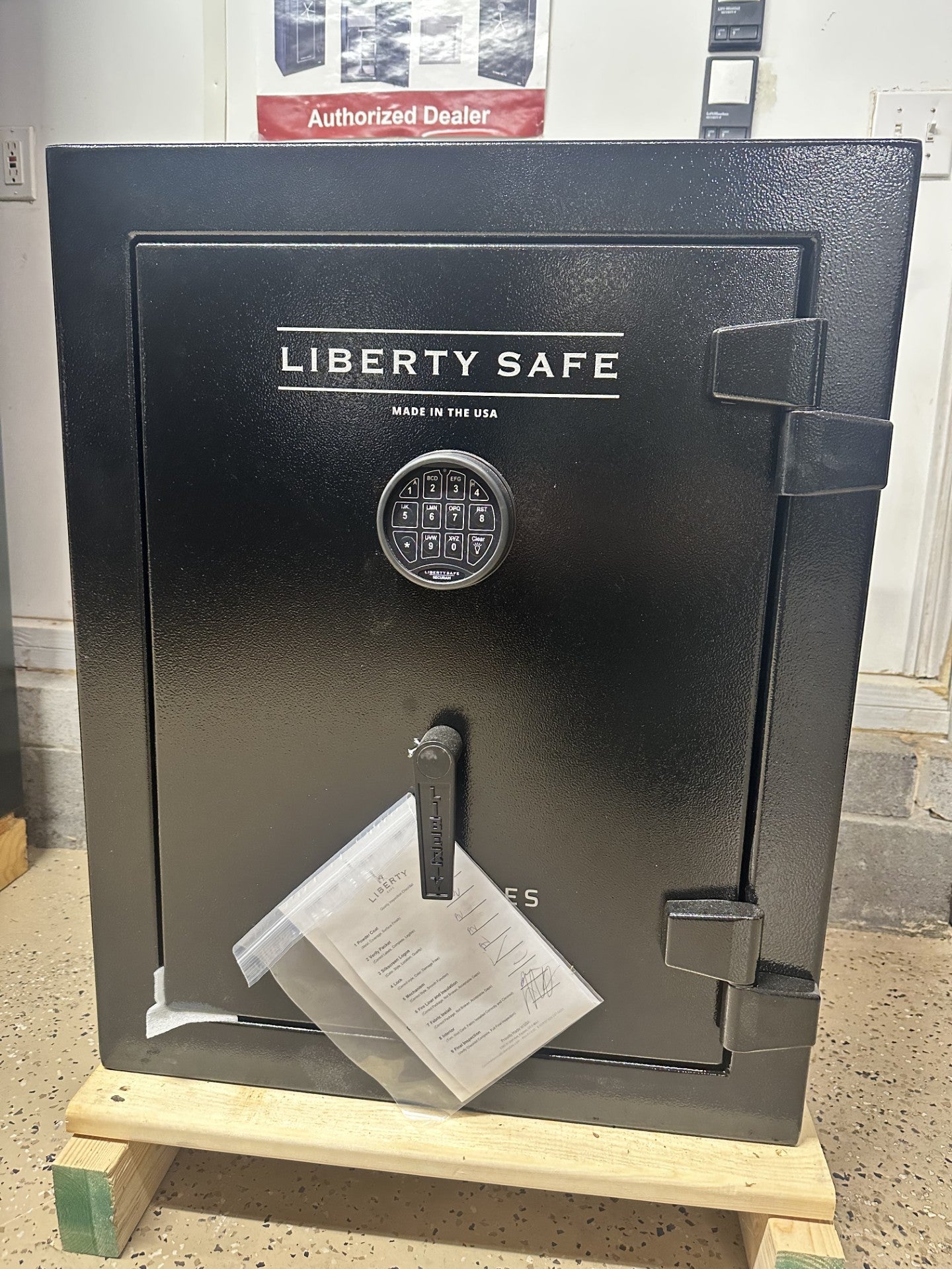 Liberty Home Safe 08